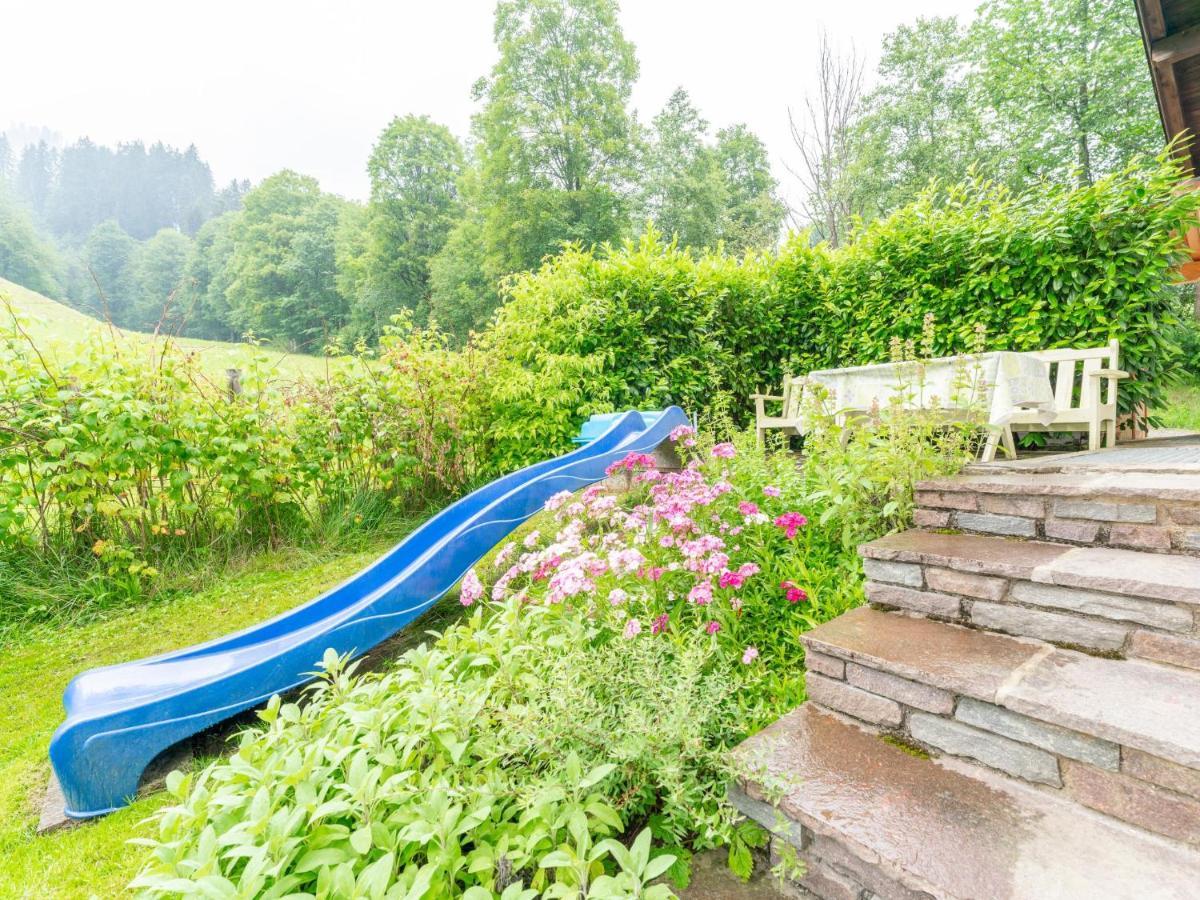 Katharina Apartment Brixen im Thale Luaran gambar